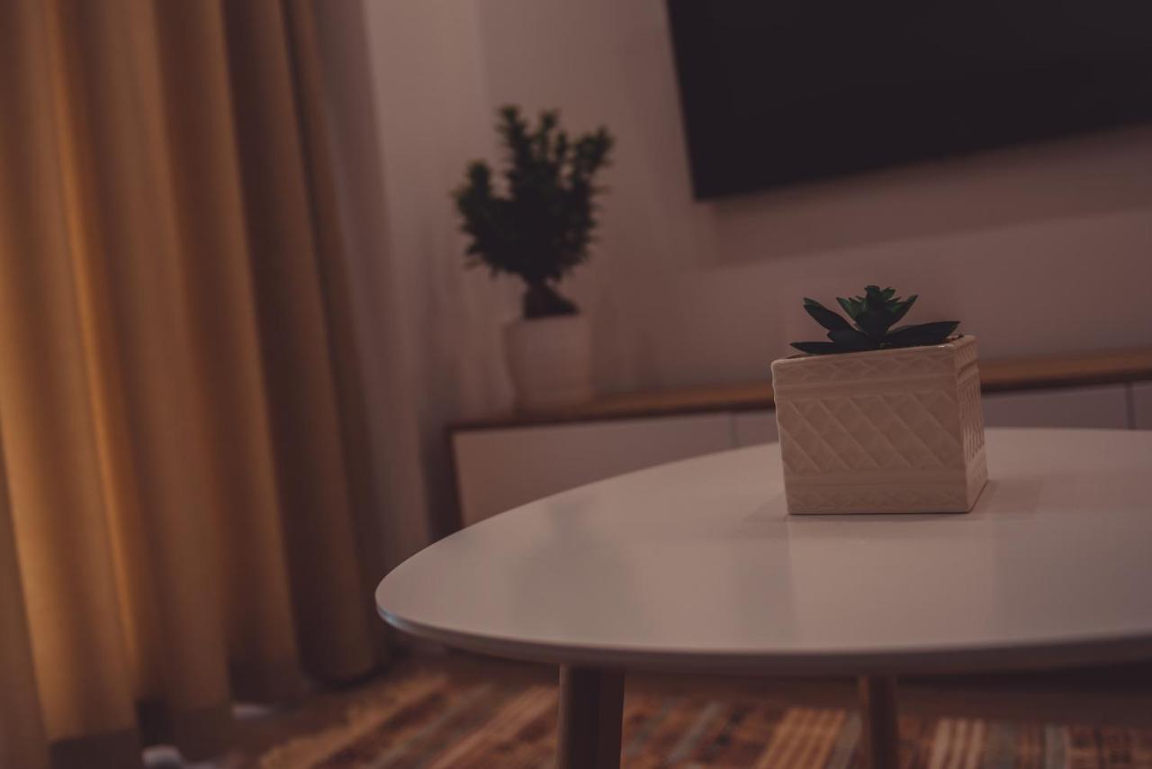 Tam Skanderbeg Square Serviced City Center Apartment No1 Tirana Buitenkant foto